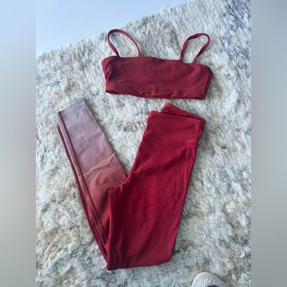 Carbon 38 red ombré Cristalline workout set size XS